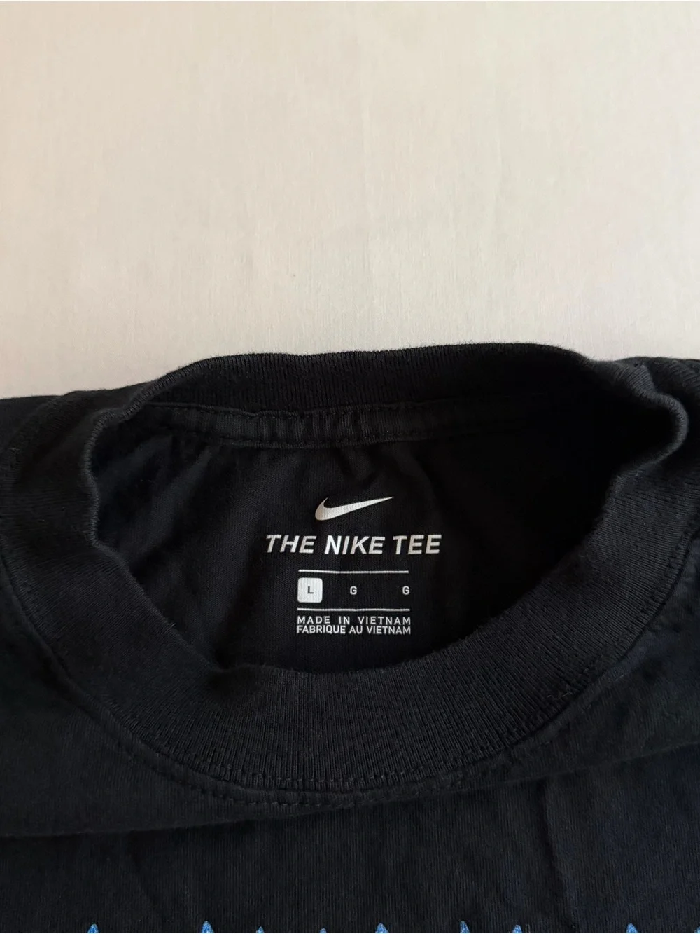 Nike SB x Samborghini T-Shirt Men L Panther Animal Predator Mountain Crew Neck